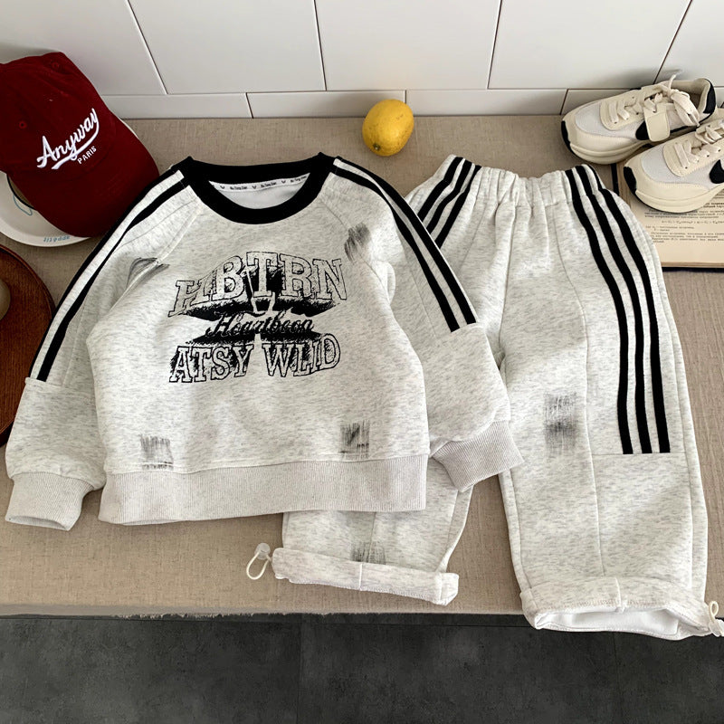 Long sleeved hoodie for baby girls in autumn two-piece set