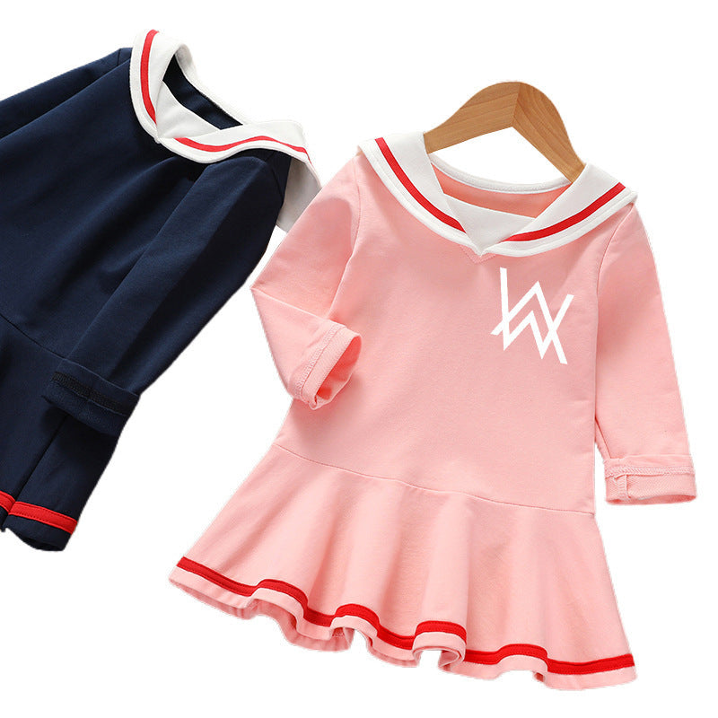 Girl's long sleeved dress for baby