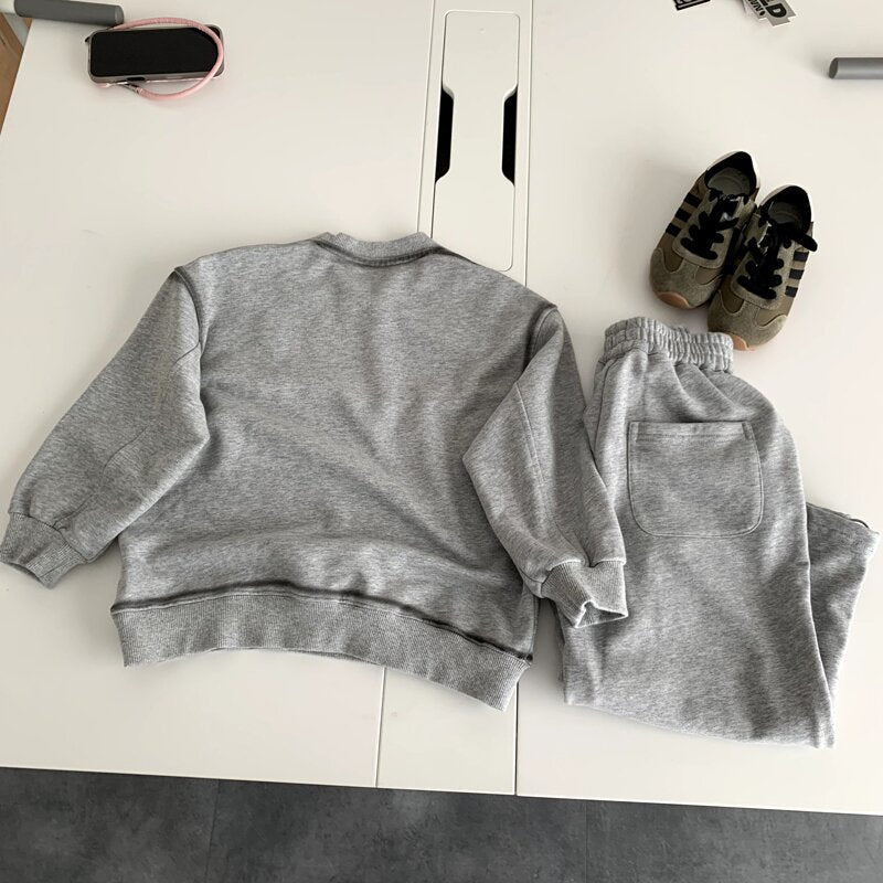 Embroidered knitted sweatshirt and pants two-piece set