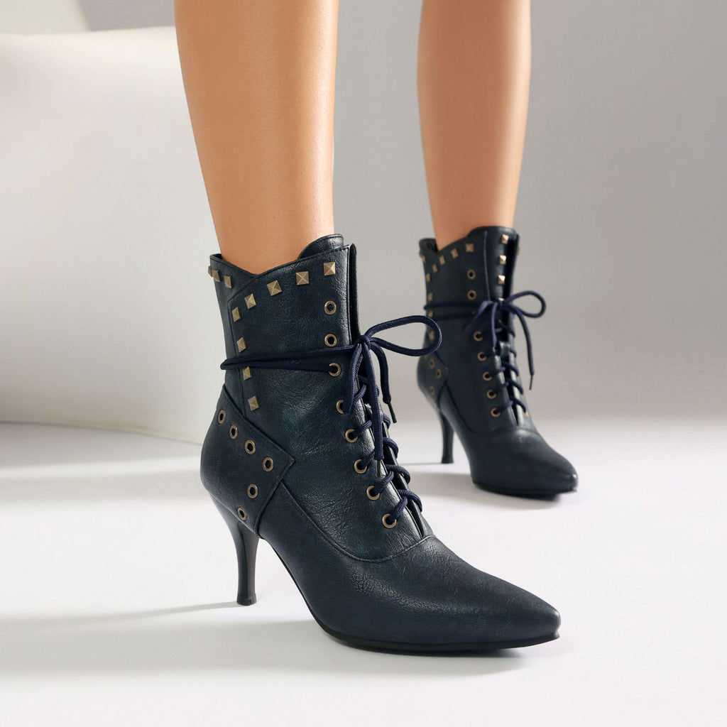 Botas Martin Talle Grande con Tachas y Cordones – Mujer Otoño-Invierno